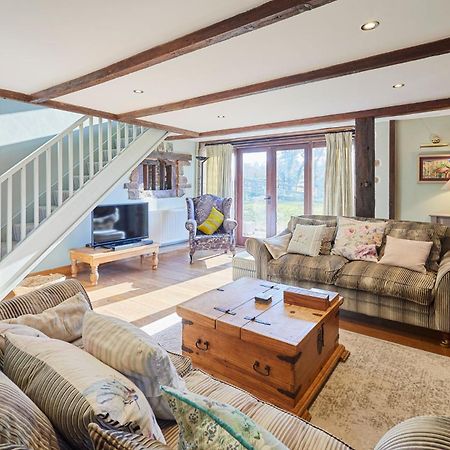 Host & Stay - Tregaer Mill Barn Dingestow Exterior foto